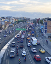 Imagen de la avenida Boyacá con transito hacia el sur